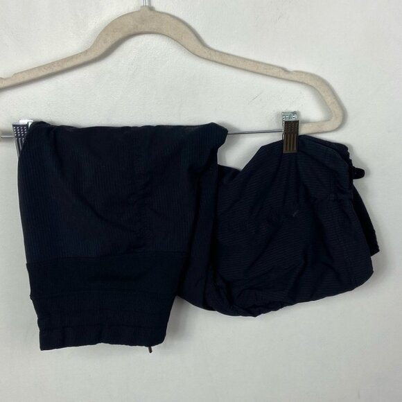 Lululemon Black Studio Crop Pants Joggers Unlined‎ Size 4 Yoga Run Dance Fitness - Picture 11 of 12